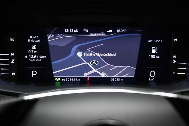 Skoda Karoq 1.5 TSI ACT Sportline Business | VIRTUAL COCKPIT | STUUR VERWARMING | DAB | APPLE | CAMERA