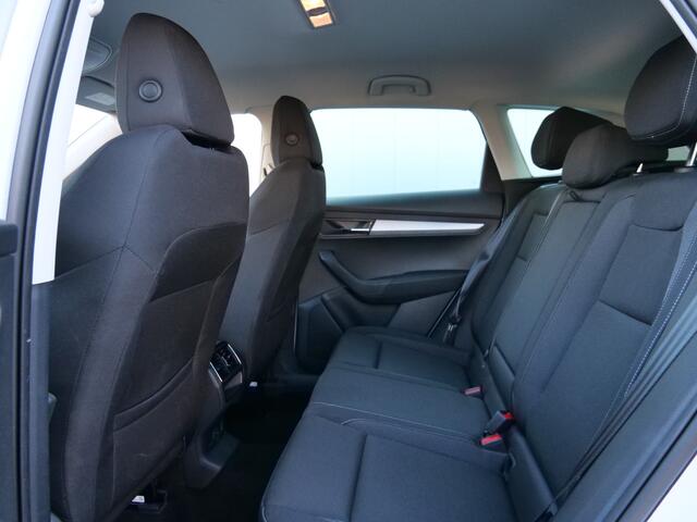 Skoda Karoq 1.5 TSI 150pk ACT Business Edition LED / Camera / Apple Carplay / Adaptive Cruise