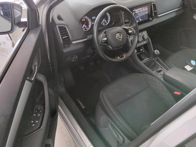 Skoda Karoq 1.0 TSI 110pk Business Edition / Navigatie / Clima / PDC Achter / 16" LMV