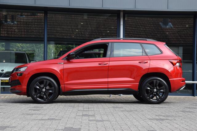 Skoda Karoq 1.5 TSI ACT Sportline Business DSG Automaat | incl. BOVAG Garantie | NL-Auto | Navigatie | Virtual Cockpit | Achteruitrijcamera | 18'' Velgen | Full LED | Carplay | DAB | Keyless Entry&GO |
