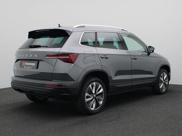 Skoda Karoq 1.5 TSI ACT Business Edition 150PK DSG full led, adaptive cruise, lane assist, elek. bedienbare achterklep, keyless, stuur-stoelverwarming, achteruitrijcamera, 18" lichtmetaal