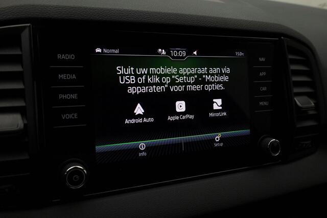 Skoda Karoq 1.5 TSI 150 pk DSG ACT Sportline Business | Panoramadak | Matrix LED | Stuur-/stoelverwarming | Achteruitrijcamera | Stoelverwarming