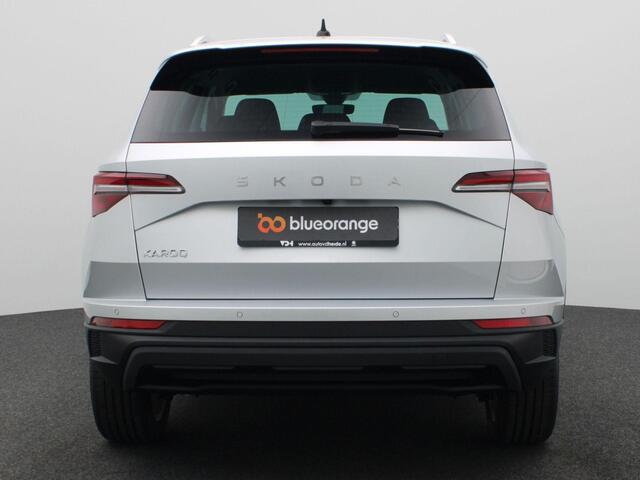 Skoda Karoq 1.5 TSI ACT Business Edition 150PK DSG full led, adaptive cruise, lane assist, elek. bedienbare achterklep, keyless, stuur-stoelverwarming, achteruitrijcamera, 18" lichtmetaal