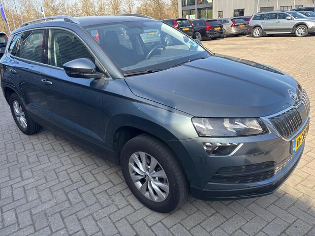 Skoda Karoq 1.0 TSI Ambition | Navigatie | Cruise Control | Climate Control | Achteruitrijcamera | DAB