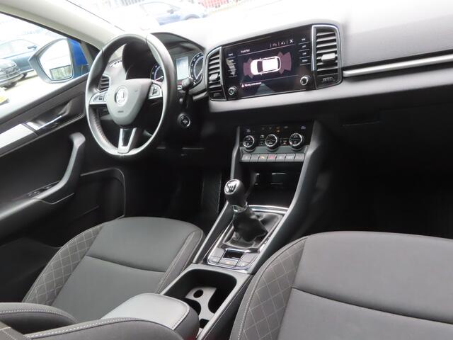 Skoda Karoq 1.0 TSI Ambition | adaptive cruise | navigatie | automatische airco