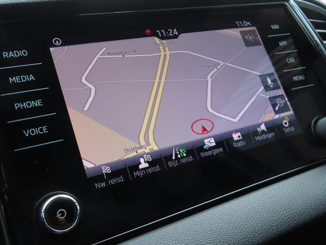 Skoda Karoq 1.0 TSI Ambition | adaptive cruise | navigatie | automatische airco
