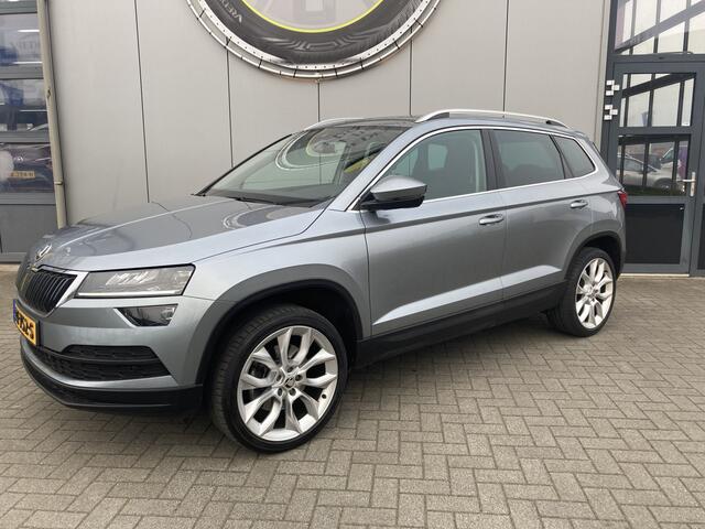 Skoda Karoq 1.0 Style Business Skoda Connect | Trekhaak | Apple Car play | Automaat | Stoelverwarming