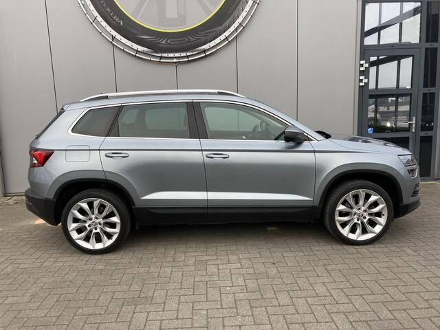 Skoda Karoq 1.0 Style Business Skoda Connect | Trekhaak | Apple Car play | Automaat | Stoelverwarming