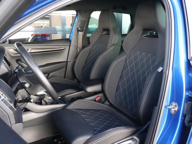 Skoda Karoq Sportline Business 1.5 TSI 150pk AUTOMAAT | Trekhaak | CANTON Audio | Elektrische Achterklep | Adaptieve Cruise Control | Stoel- & Stuurverwarming | Achteruitrijcamera |