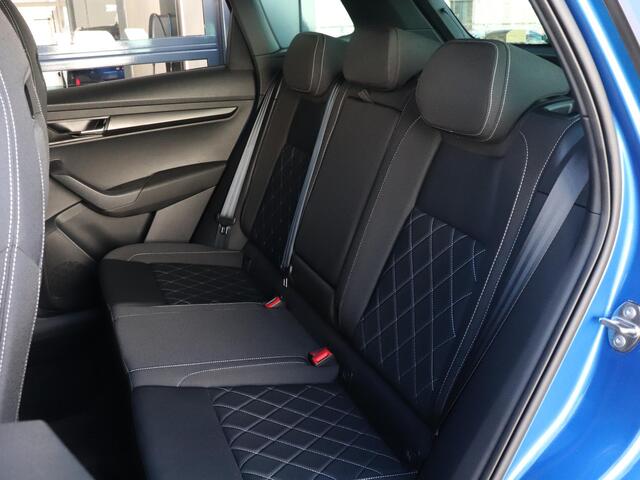 Skoda Karoq Sportline Business 1.5 TSI 150pk AUTOMAAT | Trekhaak | CANTON Audio | Elektrische Achterklep | Adaptieve Cruise Control | Stoel- & Stuurverwarming | Achteruitrijcamera |