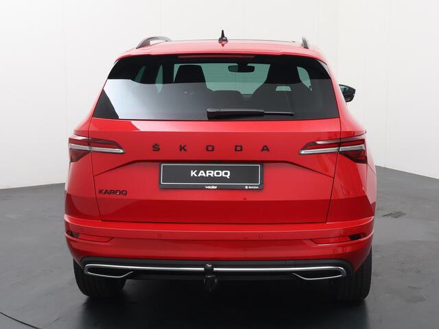 Skoda Karoq Sportline Business 1.5 TSI 150 pk DSG | Automaat | Trekhaak | Panoramadak | Elek. achterklep | Adaptieve cruise control |