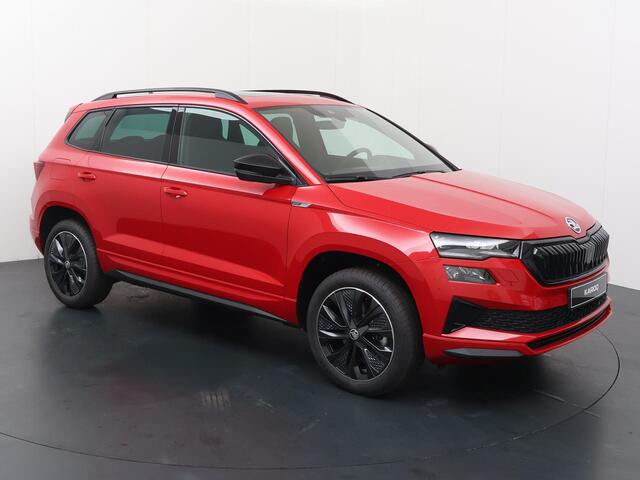 Skoda Karoq Sportline Business 1.5 TSI 150 pk DSG | Automaat | Trekhaak | Panoramadak | Elek. achterklep | Adaptieve cruise control |