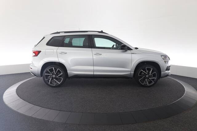 Skoda Karoq 1.5 TSI ACT Sportline Business | Trekhaak | Pano