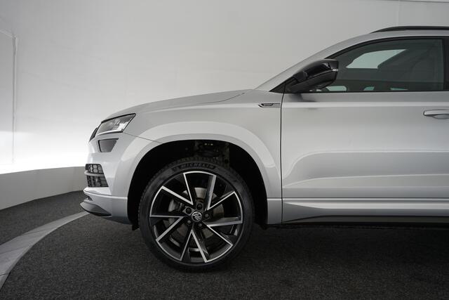 Skoda Karoq 1.5 TSI ACT Sportline Business | Trekhaak | Pano