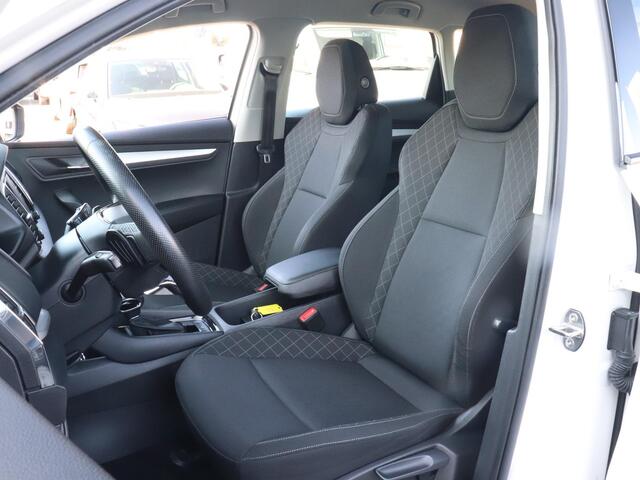 Skoda Karoq 1.5 TSI 150pk AUTOMAAT Ambition | Cruise control | Full LED | Apple Carplay/Android Auto | Keyless | Parkeersensoren achter |