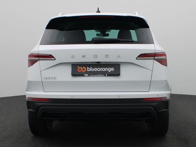 Skoda Karoq 1.5 TSI ACT Business Edition 150PK DSG full led, adaptive cruise, lane assist, elek. bedienbare achterklep, keyless, stuur-stoelverwarming, achteruitrijcamera, 18" lichtmetaal