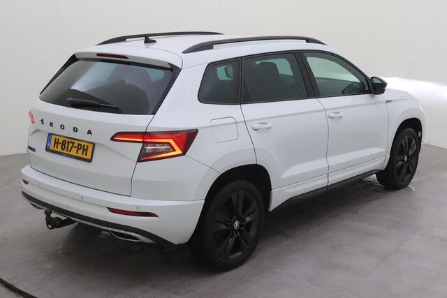 Skoda Karoq 1.5 TSI 150pk ACT Sportline Business DSG / Navigatie / Camera / Trekhaak wegklapbaar