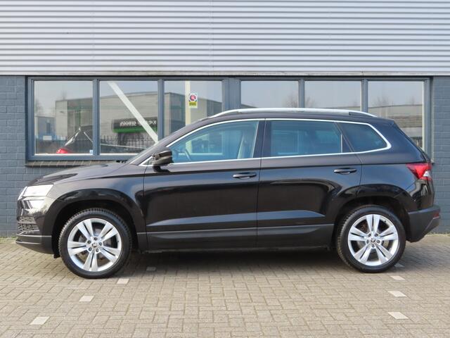 Skoda Karoq 1.5 TSI ACT Style DSG | sportinterieur | trekhaak wegklapbaar | verwamd stuurwiel | verwarmde voorstoelen | adaptive cruise
