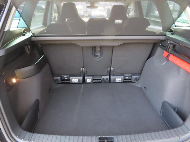 Skoda Karoq 1.5 TSI ACT Style DSG | sportinterieur | trekhaak wegklapbaar | verwamd stuurwiel | verwarmde voorstoelen | adaptive cruise