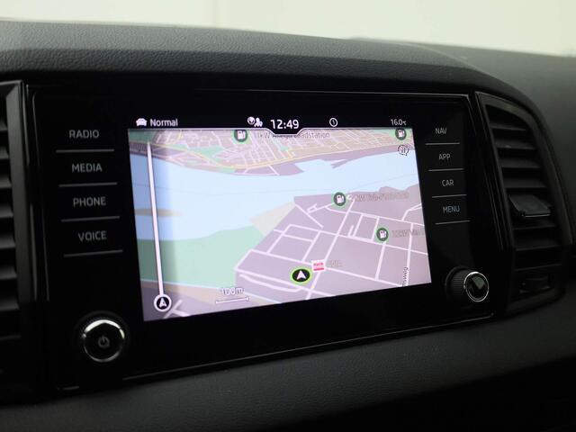 Skoda Karoq 1.5TSI/150PK Sportline DSG · Panoramadak · Navigatie · Camera+Parkeersensoren