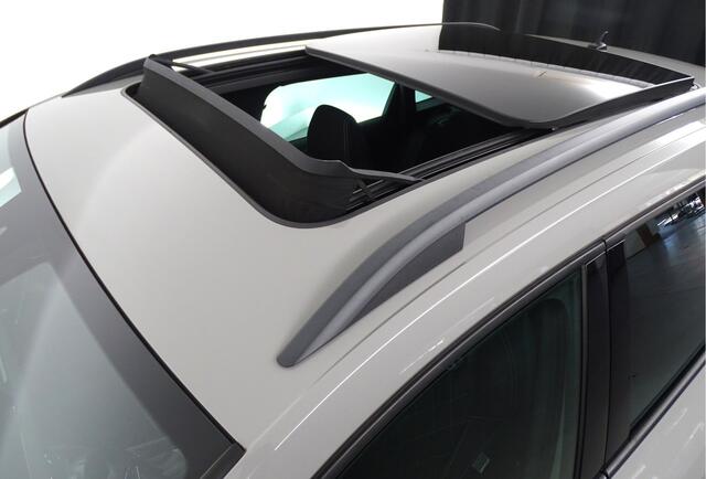 Skoda Karoq 1.5 TSI ACT Sportline Panorama- stoelverw- cruise adaptive- lane ass- carplay- camera-keyless