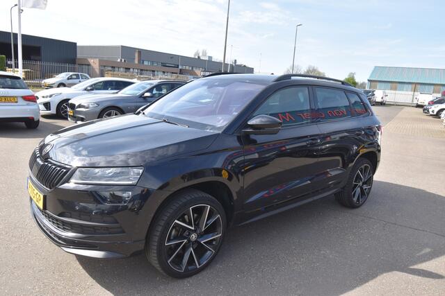 Skoda Karoq 1.5 TSI ACT Sportline Business , TREKHAAK , A UITRIJ CAM ,ST+STUUR VERW , NAVI , CLIMATR ,