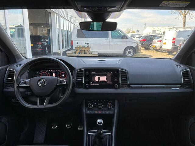 Skoda Karoq 1.5 TSI ACT Sportline Business | Pano | Stoelverwarming