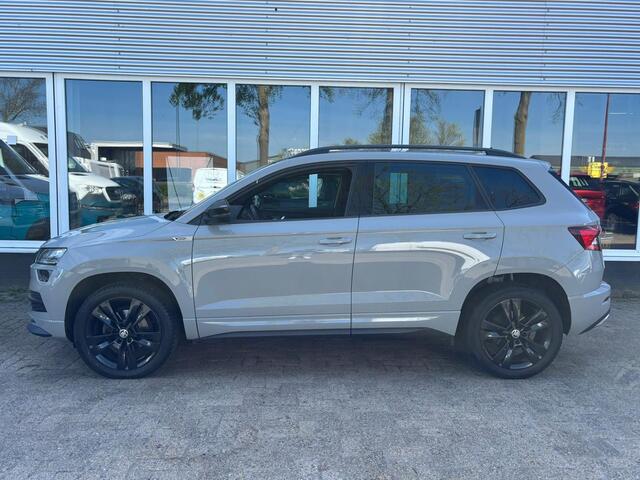 Skoda Karoq 1.5 TSI ACT Sportline Business | Pano | Stoelverwarming