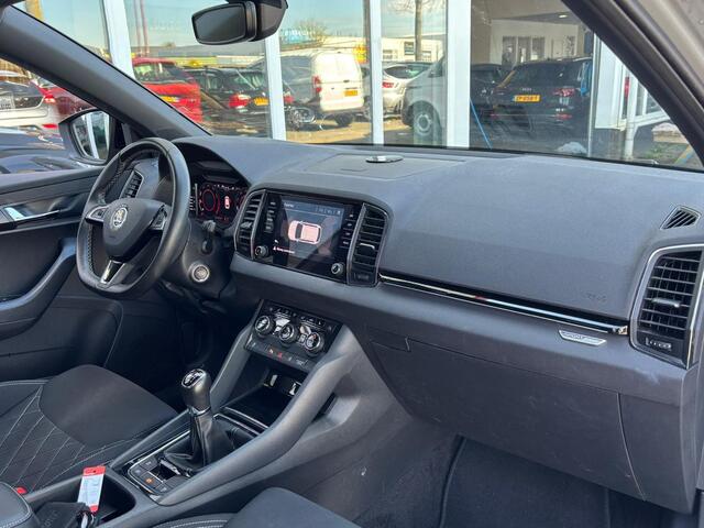 Skoda Karoq 1.5 TSI ACT Sportline Business | Pano | Stoelverwarming
