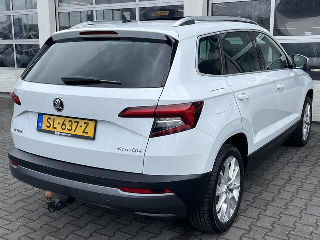 Skoda Karoq 1.5 TSI ACT DSG Style Business Pano ACC Trekhaak Leder Canton