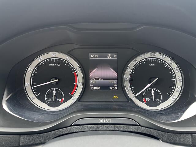 Skoda Karoq 1.5 TSI ACT DSG Style Business Pano ACC Trekhaak Leder Canton