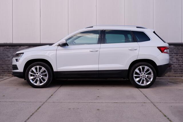 Skoda Karoq 1.5 TSI ACT Style Business | Elek. Trekhaak | LED | Navi | Carplay | Camera
