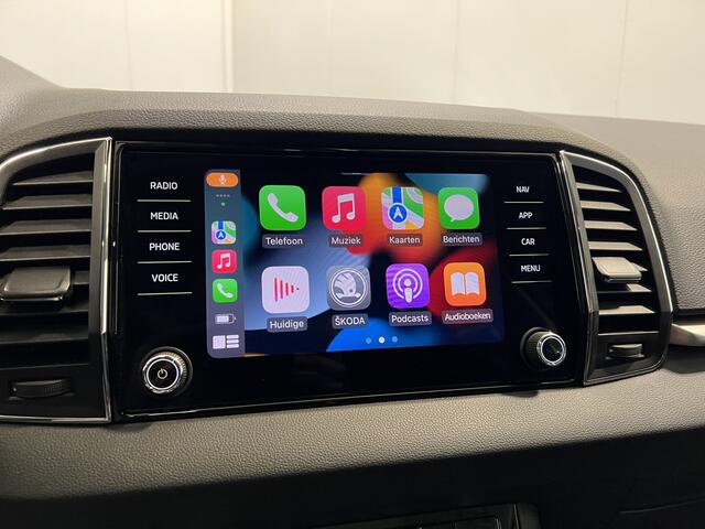 Skoda Karoq 1.5 TSI ACT Business Edition | Android/Apple Carplay | 18" LM Velgen | Elektrisch Glazen Panoramadak | Cruise Control Adaptief | PDC Voor en Achter |