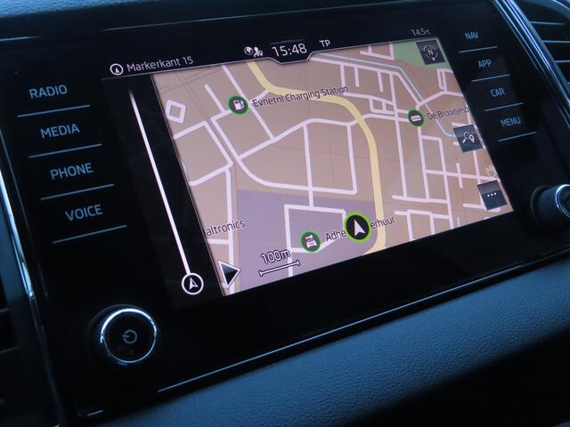 Skoda Karoq 1.5 TSI ACT Business Edition DSG | full led | navigatie | camera | sensoren voor + achter |