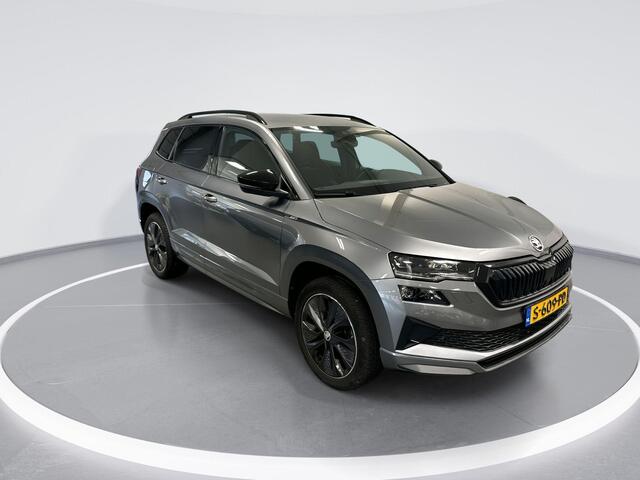 Skoda Karoq 1.5 Tsi 150pk DSG ACT Sportline Business · Keyless · Camera · Elek. Trekhaak ·· Apple/Android Car Play · Navi · 18'' Inch · Garantie t/m 13-03-2027 of 100.000km