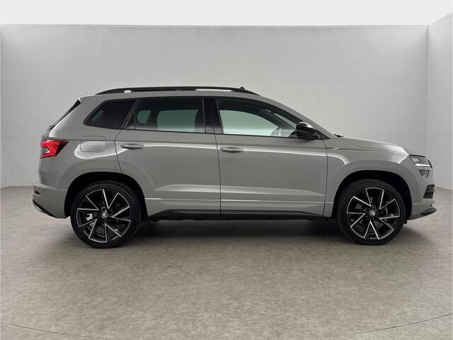 Skoda Karoq 1.5 TSI ACT 150PK Sportline Business Pano Sfeer Carplay Virtual Camera LED Clima Cruise Navi PDC 19''LMV