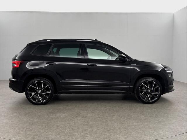 Skoda Karoq 1.5 TSI ACT 150PK Sportline Business DSG Pano Sfeer Trekhaak LED Virtual Camera Carplay Clima Cruise Navi PDC 19"LMV