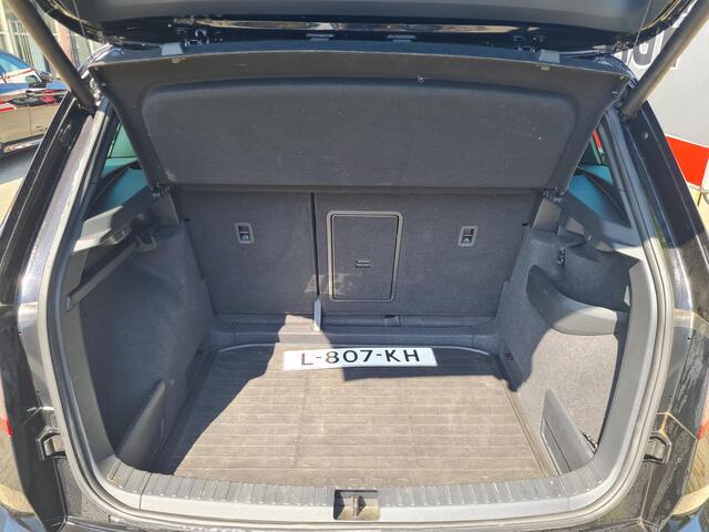 Skoda Karoq 1.5 TSI ACT Sportline Business 19"/Panoramadak/Trekhaak/Stoel + stuurverwarming/Adaptieve cruise/Camera/Elektrische klep