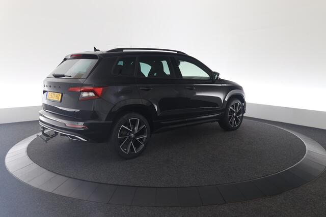 Skoda Karoq 1.5 TSI ACT Business Edition | Trekhaak | Pano