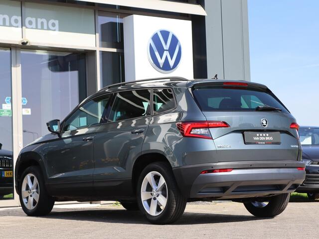 Skoda Karoq 1.5 TSI 150 pk ACT Ambition | Navigatie via SmartLink | Camera | Climatronic | Cruise Control | 17'' LM | 1ST Eigenaar |