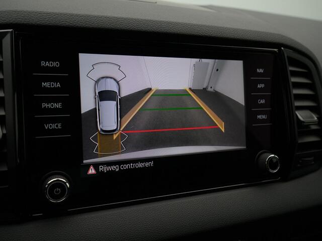 Skoda Karoq 1.5 TSI 150 pk DSG ACT Sportline Business | Trekhaak | Matrix LED | Stoel-/achterbankverwarming | Achteruitrijcamera