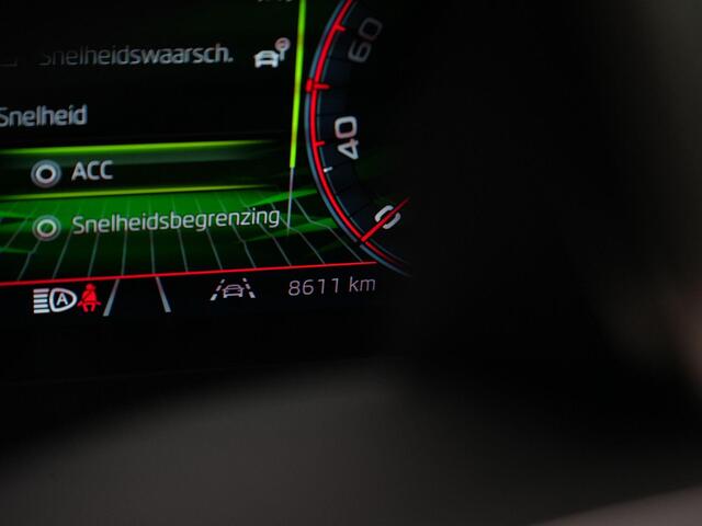 Skoda Karoq 1.5 TSI 150 pk DSG ACT Sportline Business | Matrix LED | Stoel-/achterbankverwarming | Achteruitrijcamera | Apple Carplay / Android Auto