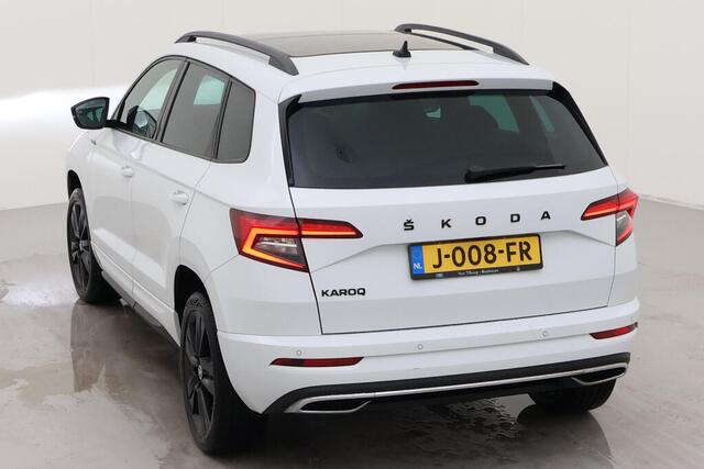 Skoda Karoq 1.5 TSI ACT Sportline Business / Metallic/ Digitale Cockpit/ Led/ Panoramadak/ Camera/ Parkeersensoren/ 18 lmv