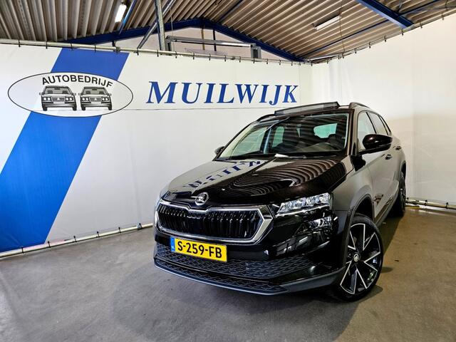 Skoda Karoq 1.5 TSI ACT Business Edition / Trekhaak / Panoramadak / NL Auto