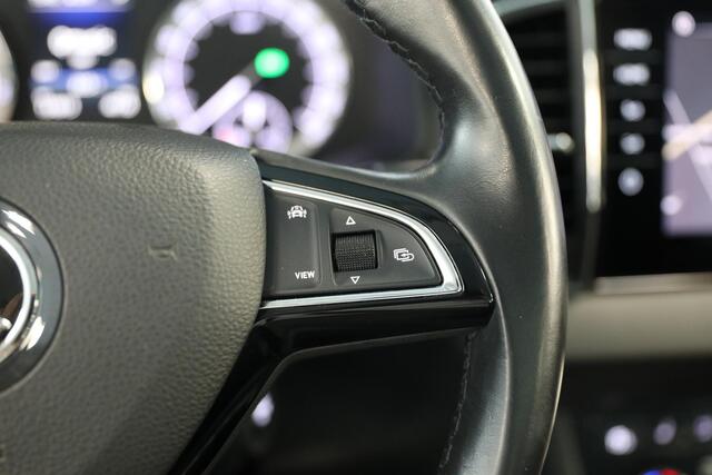 Skoda Karoq 1.5 TSI ACT Style Business | Trekhaak | Leer