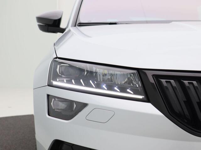 Skoda Karoq 1.5 TSi 150 Pk Automaat Sportline Business | Panoramadak | Trekhaak | Full LED | Camera | 19 Inch | Stoelverwarming | Adaptive Cruise | 42.278 Km!!