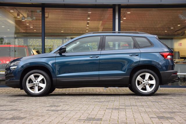Skoda Karoq 1.5 TSI 150PK ACT Ambition Business DSG Automaat | Rijklaar incl. BOVAG Garantie | Trekhaak | NL-Auto | Cruise & Climate Control | Navigatie | PDC Voor&Achter | Apple Carplay/ Android Auto |