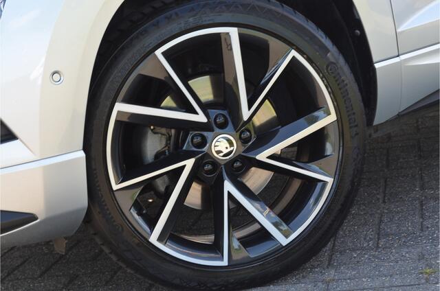 Skoda Karoq 1.5 TSI ACT Sportline CANTON | LED koplampen | a.Camera | Stuur + Stoelverwarming | Virtual cockpit | 19'' LMV