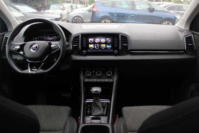 Skoda Karoq 1.5 TSI ACT Business Edition Plus / Trekhaak / Panoramadak / Navigatie / 17'' / Keyless / Virtual Cockpit / DAB / ACC / Full LED Koplampen