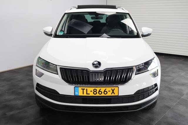 Skoda Karoq 1.0 TSI Style Business Automaat | Panoramadak | ACC | Apple Carp